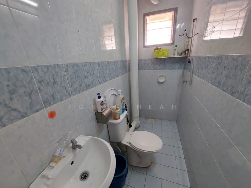 Condominium for Sale at Serina Bay - Tony Cheah - Bathroom - PropertyGuru.com.my