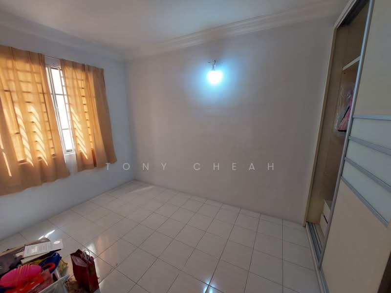 Condominium for Sale at Serina Bay - Tony Cheah - Bedroom - PropertyGuru.com.my