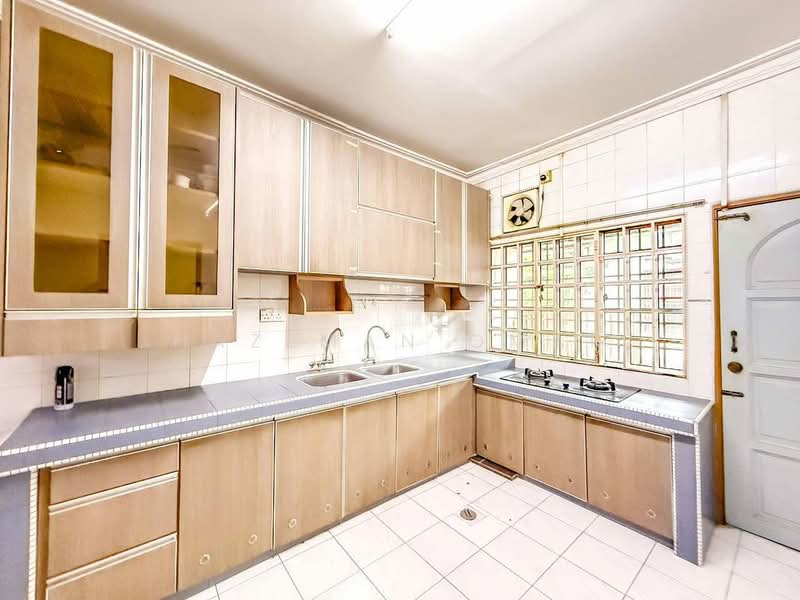 Rumah Teres 1 Tingkat untuk Dijual di Taman Mewah Jaya (Klang) - Hazeman Omar - Kitchen - PropertyGuru.com.my