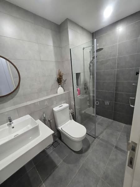 Servis Apartment untuk Disewa di SWNK Houze @ BBCC - Sharon Low - Bathroom - PropertyGuru.com.my