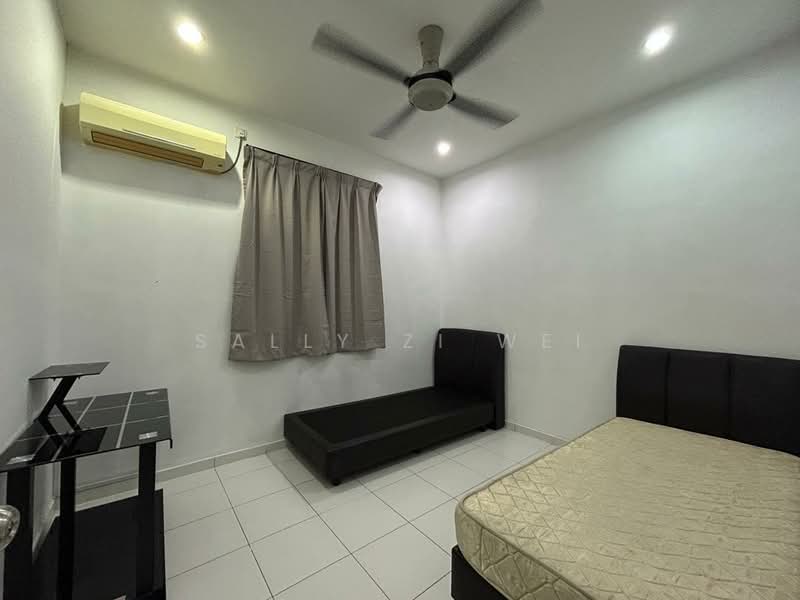 Rumah Teres 2 Tingkat untuk Disewa di Setia Tropika (Johor Bahru) - Sally Zi Wei - Bedroom - PropertyGuru.com.my