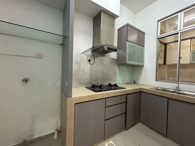 Rumah Teres 2 Tingkat untuk Disewa di Setia Tropika (Johor Bahru) - Sally Zi Wei - Kitchen - PropertyGuru.com.my
