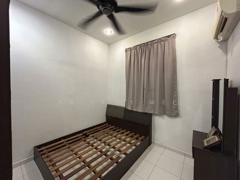 Rumah Teres 2 Tingkat untuk Disewa di Setia Tropika (Johor Bahru) - Sally Zi Wei - Bedroom - PropertyGuru.com.my