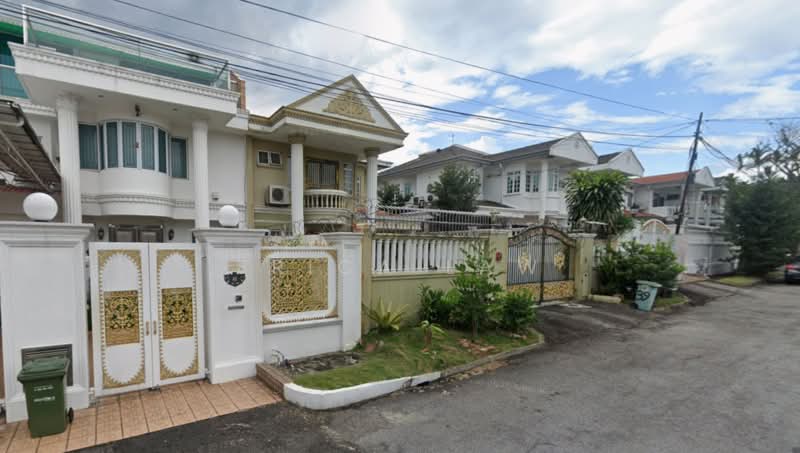 Rumah Berkembar untuk Dijual di Sri Petaling (Kuala Lumpur) - Erica Law - Exterior - PropertyGuru.com.my