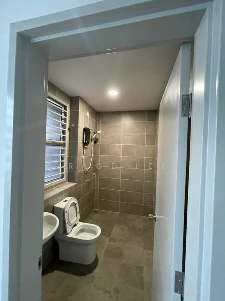 Rumah Teres 2 Tingkat untuk Disewa di Bandar Rimbayu (Telok Panglima Garang) - Grace Lee - Bathroom - PropertyGuru.com.my