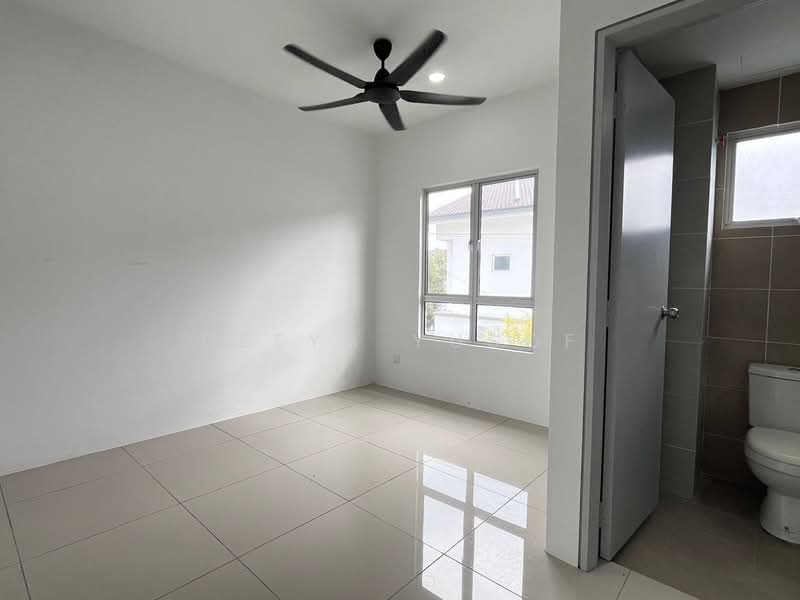 Terraced House for Rent in Kuala Selangor (Selangor) - Deeya Yusof - PropertyGuru.com.my