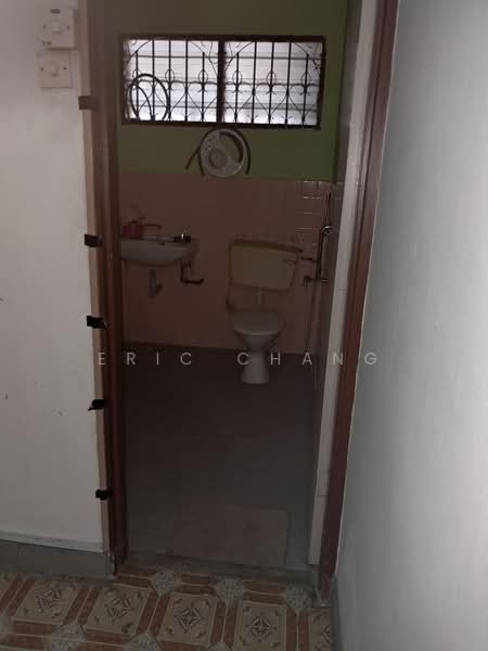 1-storey Terraced House for Sale in SS 3, Taman Universiti (Petaling Jaya) - Eric Chang - Bathroom - PropertyGuru.com.my