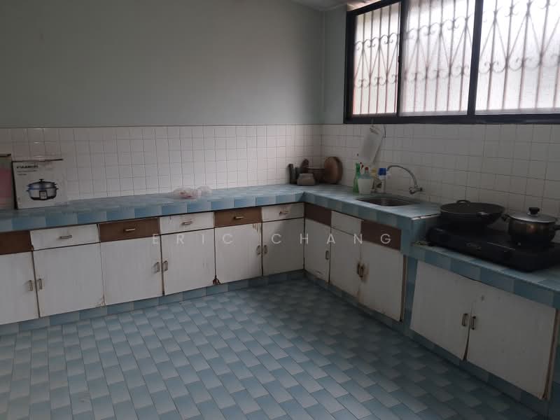 1-storey Terraced House for Sale in SS 3, Taman Universiti (Petaling Jaya) - Eric Chang - Kitchen - PropertyGuru.com.my