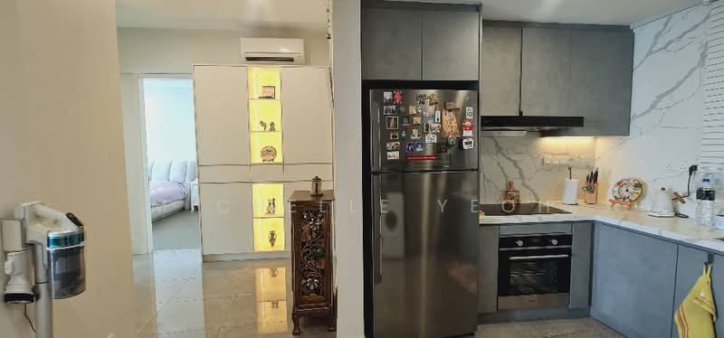Service Residence for Rent at Ooak Suites @ Kiara 163 - Michelle Yeoh - Kitchen - PropertyGuru.com.my