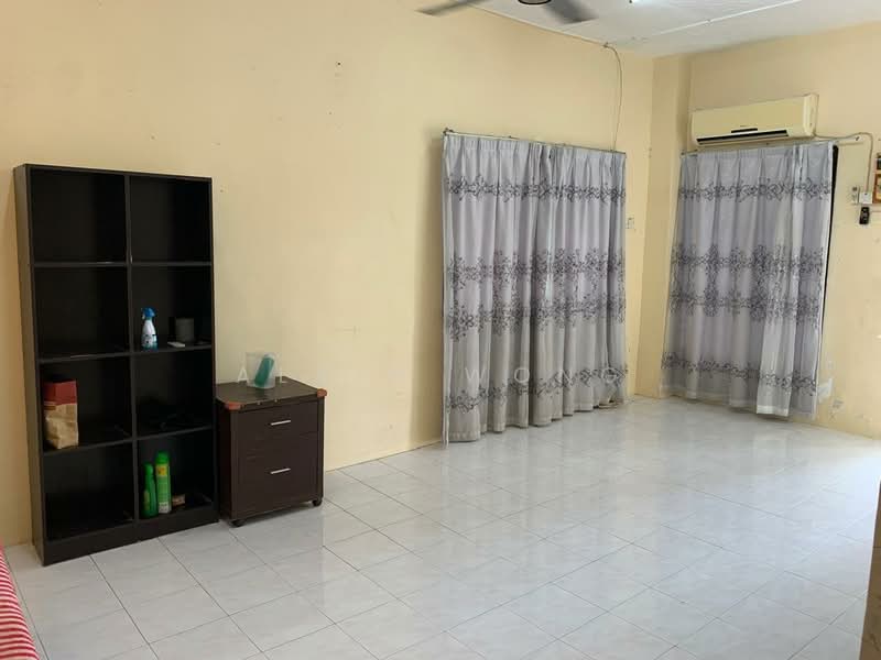 1-storey Terraced House for Rent in Batu Gajah (Perak) - Alvin Wong - Living Room - PropertyGuru.com.my