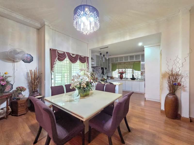 Rumah Berkembar untuk Dijual di Bandar Baru Bangi (Selangor) - Ammeer Nadzrai - Dining Room - PropertyGuru.com.my