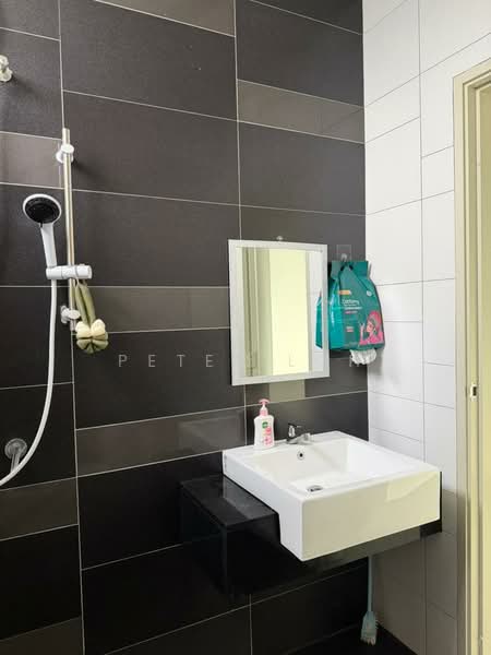 Condominium for Rent at The Sky @ Tripark - Peter Loh - Bathroom - PropertyGuru.com.my