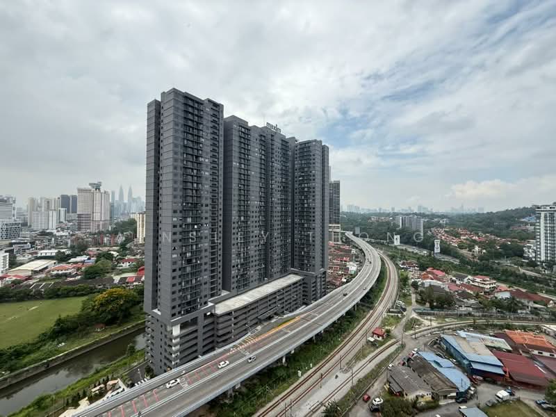 Servis Apartment untuk Disewa di Putra Majestik - Ainsley Thong - Exterior - PropertyGuru.com.my