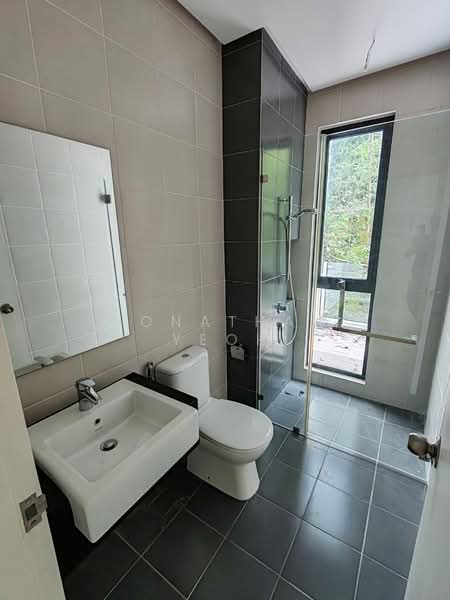 Semi-Detached House for Rent in Desa Melawati (Setapak) - Jonathan Yeoh - Bathroom - PropertyGuru.com.my