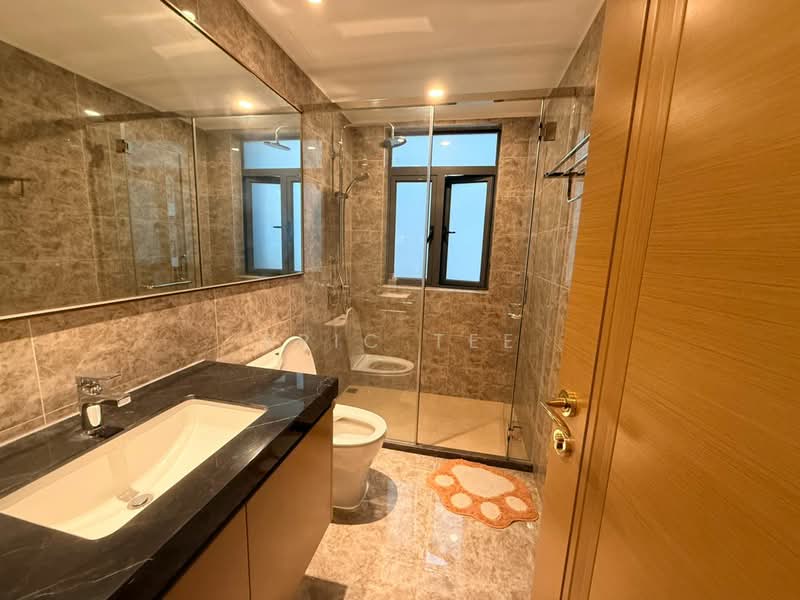 Condominium for Rent at R&F Princess Cove Phase 2-Seine Region - Eric Tee - Bathroom - PropertyGuru.com.my
