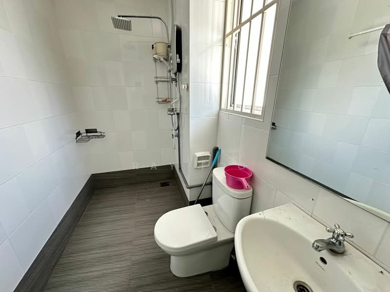 3-storey Terraced House for Sale in Bandar Teknologi Kajang (Kajang) - Ray Foo - Bathroom - PropertyGuru.com.my