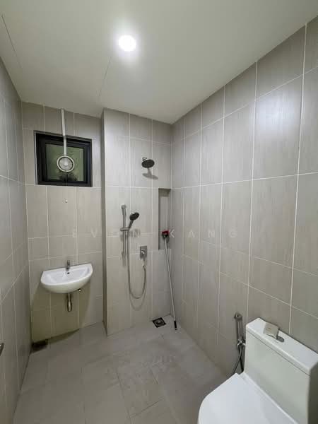 Kondominium untuk Dijual di Scots Pavilion - Evon Kang - Bathroom - PropertyGuru.com.my