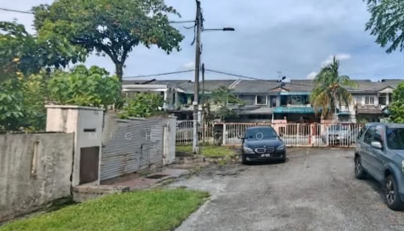 2-storey Terraced House for Sale in Kota Damansara (Selangor) - Michael Wong - Exterior - PropertyGuru.com.my