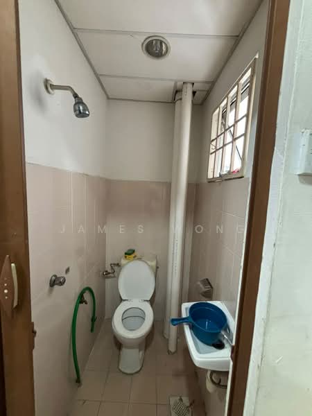Kondominium untuk Disewa di Villa Wangsamas - James Wong - Bathroom - PropertyGuru.com.my