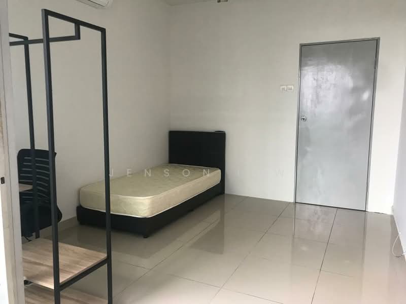 Service Residence for Sale at Maxim Residences - Jenson Low - Bedroom - PropertyGuru.com.my