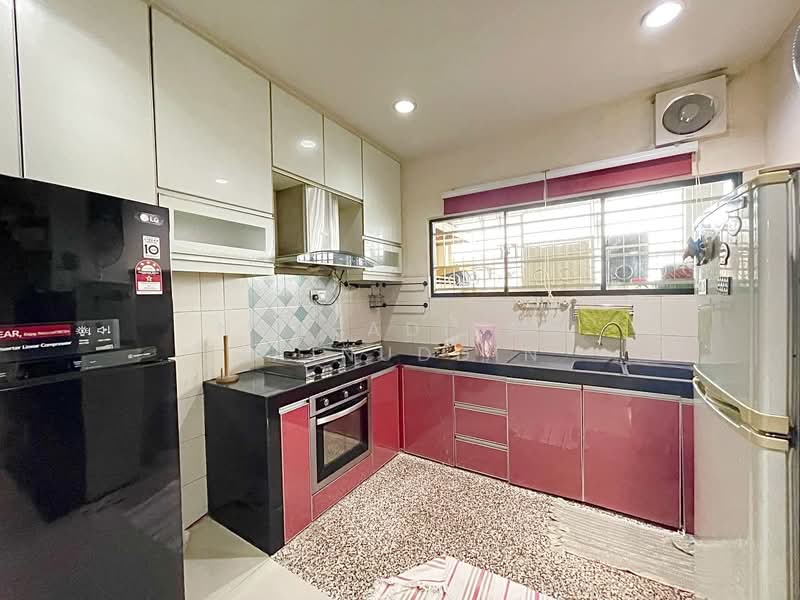Rumah Teres 2 Tingkat untuk Dijual di Taman Putra Impiana (Puchong) - NORFADILAH ZAINUDDIN - Kitchen - PropertyGuru.com.my