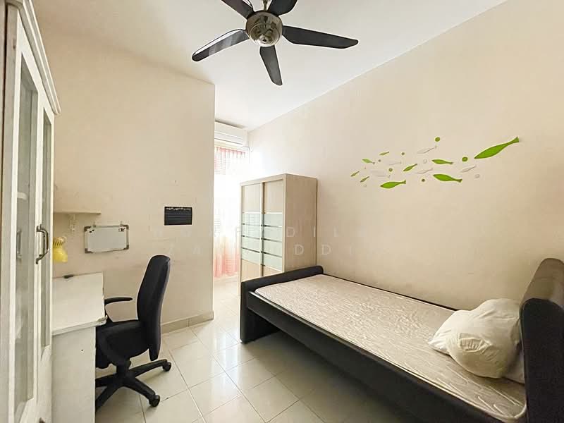 Rumah Teres 2 Tingkat untuk Dijual di Taman Putra Impiana (Puchong) - NORFADILAH ZAINUDDIN - Bedroom - PropertyGuru.com.my