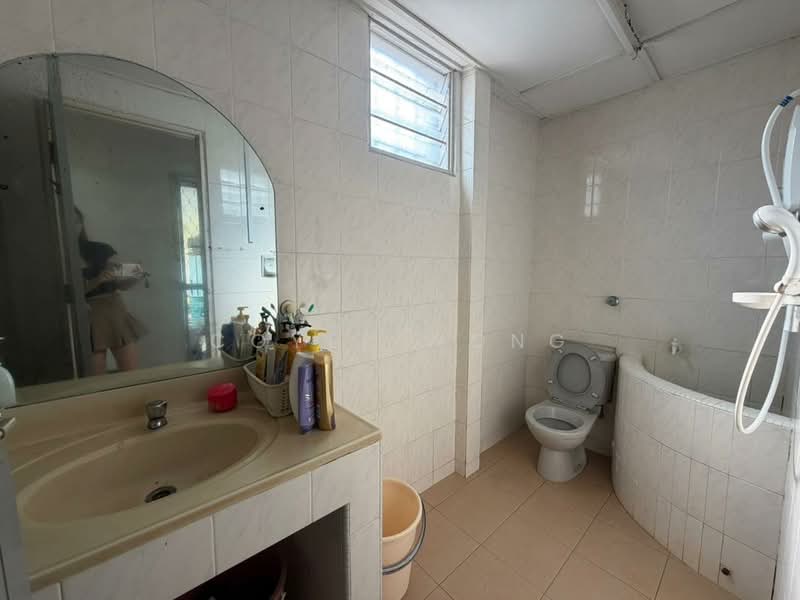 1.5-storey Terraced House for Sale in Kepong (Kuala Lumpur) - Coyee Wong - Bathroom - PropertyGuru.com.my