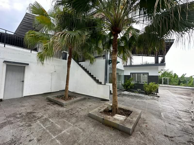 Semi-Detached House for Rent in Ukay Perdana (Ulu Kelang) - Eason Hiew - Exterior - PropertyGuru.com.my