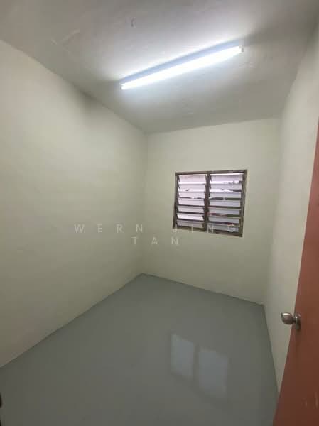 Rumah Flat untuk Disewa di Taman Terkukur Indah - Wern Jing Tan - Interior - PropertyGuru.com.my