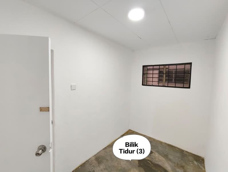 Apartment for Rent at Pangsapuri Sri Malaysia - Deeya Yusof - PropertyGuru.com.my