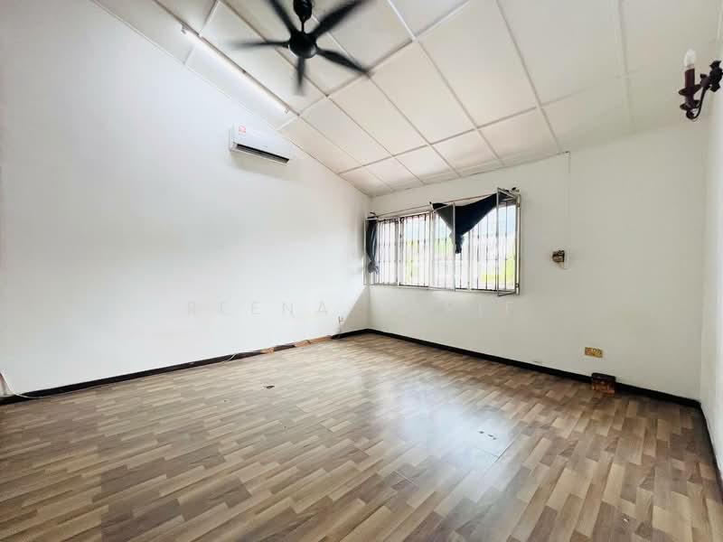 Rumah Teres 2 Tingkat untuk Dijual di Taman Tun Dr Ismail (Kuala Lumpur) - Reena Sarif - PropertyGuru.com.my