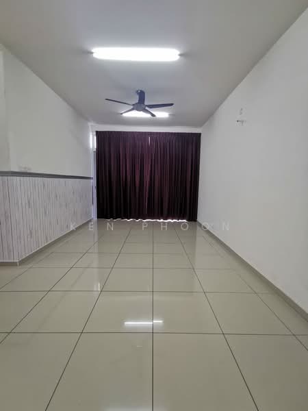 Servis Apartment untuk Disewa di THE SENAI GARDEN (PANGSAPURI IMPIAN SENAI) - Ken Phoon - Living Room - PropertyGuru.com.my
