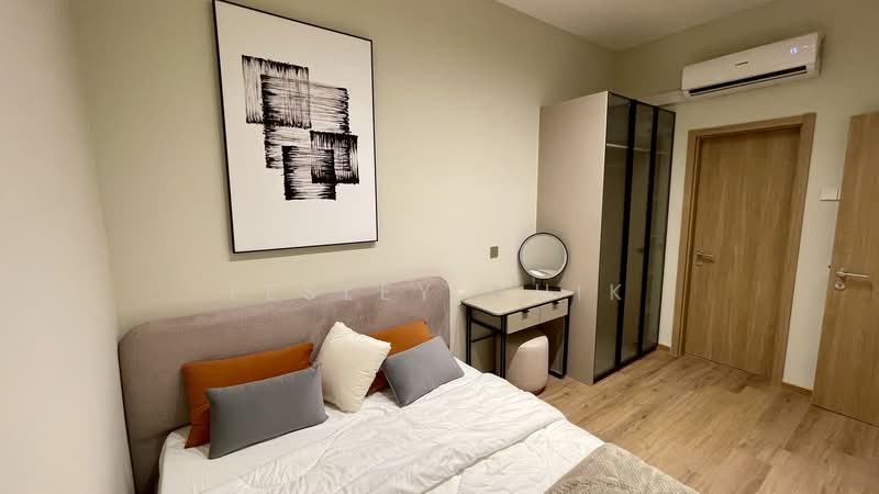Servis Apartment untuk Disewa di Armani Raja Uda - Lesley Chik - Bedroom - PropertyGuru.com.my