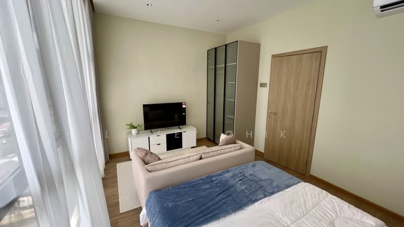 Servis Apartment untuk Disewa di Armani Raja Uda - Lesley Chik - Bedroom - PropertyGuru.com.my