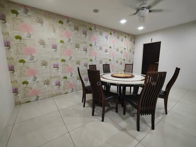 Bungalow for Sale in Taman Seri Impian (Bukit Mertajam) - JONE HOONG TAW - Dining Room - PropertyGuru.com.my