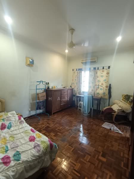 2-storey Terraced House for Sale in Taman Overseas Union (Taman Oug) (Jalan Klang Lama (Old Klang Road)) - Han . - Bedroom - PropertyGuru.com.my