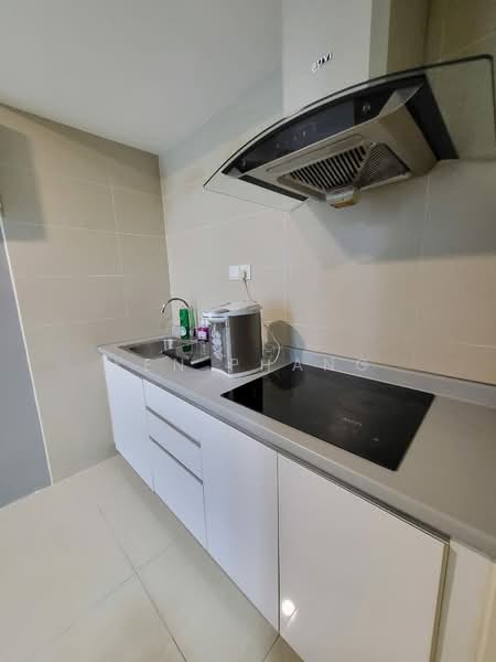 Kondominium untuk Disewa di Arte Subang West - Ken Phang - Kitchen - PropertyGuru.com.my