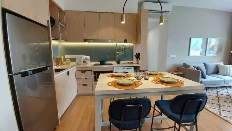 Service Residence for Sale at The Meg - Patrick . - Kitchen - PropertyGuru.com.my