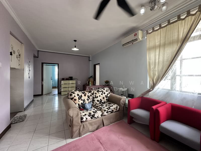 Kondominium untuk Disewa di Elaeis 1 - Khairil Anwar Sirajudin - Living Room - PropertyGuru.com.my