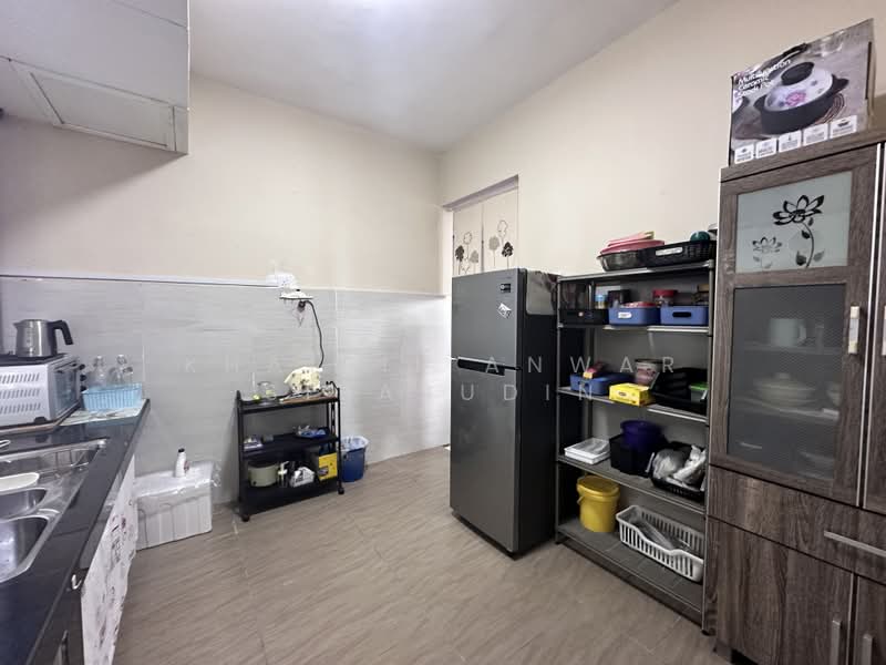Kondominium untuk Disewa di Elaeis 1 - Khairil Anwar Sirajudin - Kitchen - PropertyGuru.com.my