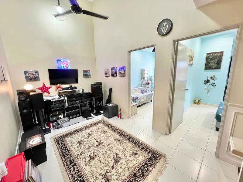 2-storey Terraced House for Sale in Taman Seri Mewah (Kapar) - Hazeman Omar - Living Room - PropertyGuru.com.my