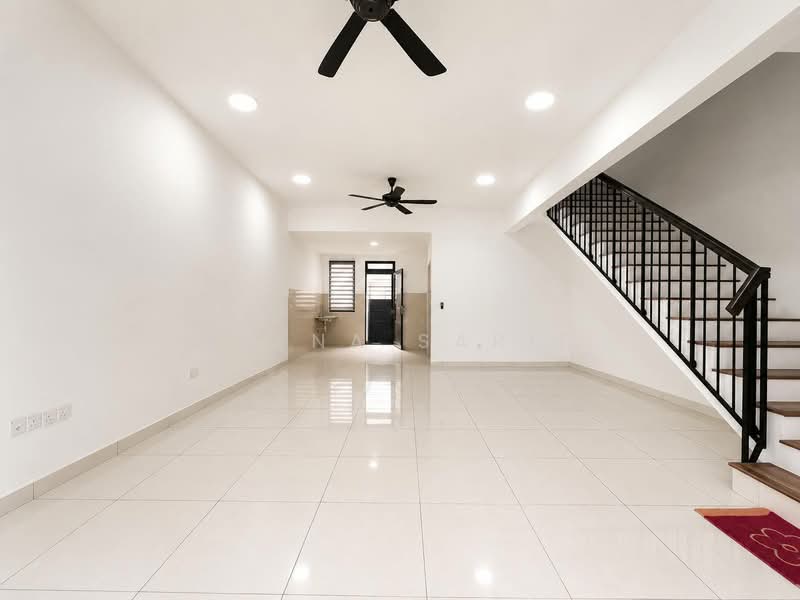Rumah Teres 2 Tingkat untuk Dijual di Elmina Valley 1 (Shah Alam) - Reena Sarif - PropertyGuru.com.my