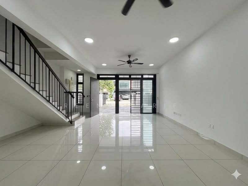 Rumah Teres 2 Tingkat untuk Dijual di Elmina Valley 1 (Shah Alam) - Reena Sarif - PropertyGuru.com.my