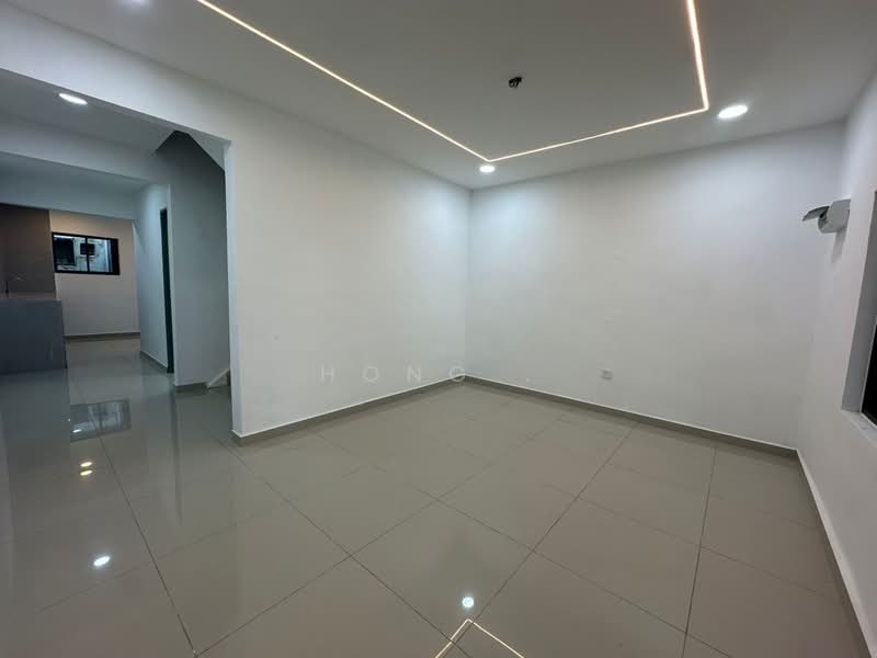 Rumah Teres 2 Tingkat untuk Dijual di Taman Nora (Ulu Tiram) - Hong . - Interior - PropertyGuru.com.my