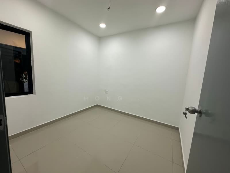 Rumah Teres 2 Tingkat untuk Dijual di Taman Nora (Ulu Tiram) - Hong . - Interior - PropertyGuru.com.my