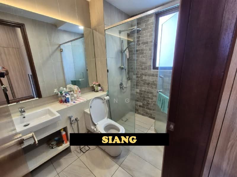 Condominium for Sale at Queens Residences Q1 @ Queens Waterfront - Siang . - Bathroom - PropertyGuru.com.my