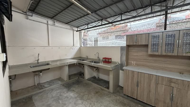 Rumah Teres 2 Tingkat untuk Disewa di Taman Nusa Jaya Mas (Iskandar Puteri (Nusajaya)) - Teoh Yu Xin - Kitchen - PropertyGuru.com.my
