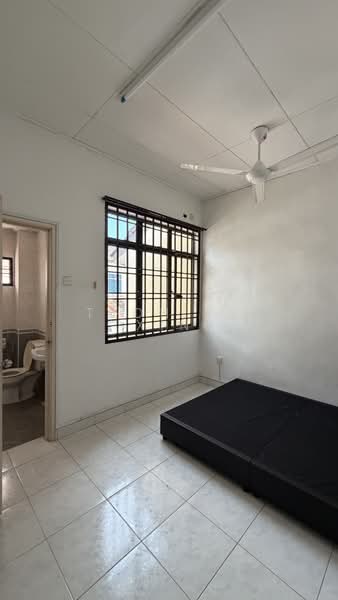 Rumah Teres 2 Tingkat untuk Disewa di Taman Nusa Jaya Mas (Iskandar Puteri (Nusajaya)) - Teoh Yu Xin - Bedroom - PropertyGuru.com.my
