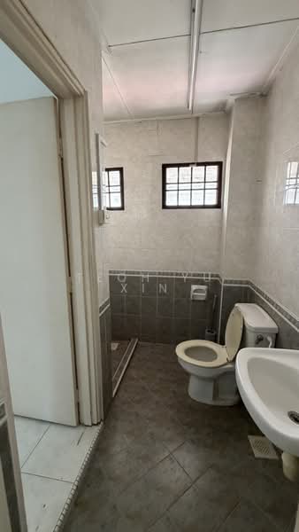 Rumah Teres 2 Tingkat untuk Disewa di Taman Nusa Jaya Mas (Iskandar Puteri (Nusajaya)) - Teoh Yu Xin - Bathroom - PropertyGuru.com.my