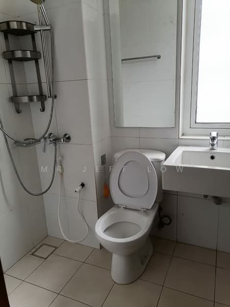 Condominium for Sale at Sri Putramas III / Royal Regent - Mr Jeff Low - Bathroom - PropertyGuru.com.my